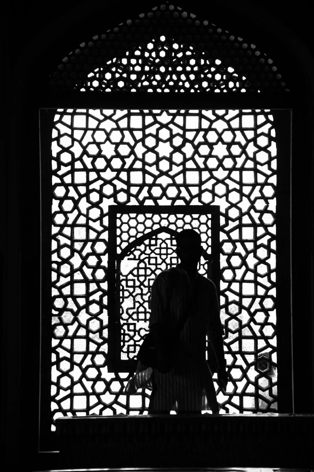 Silhouette in the jali