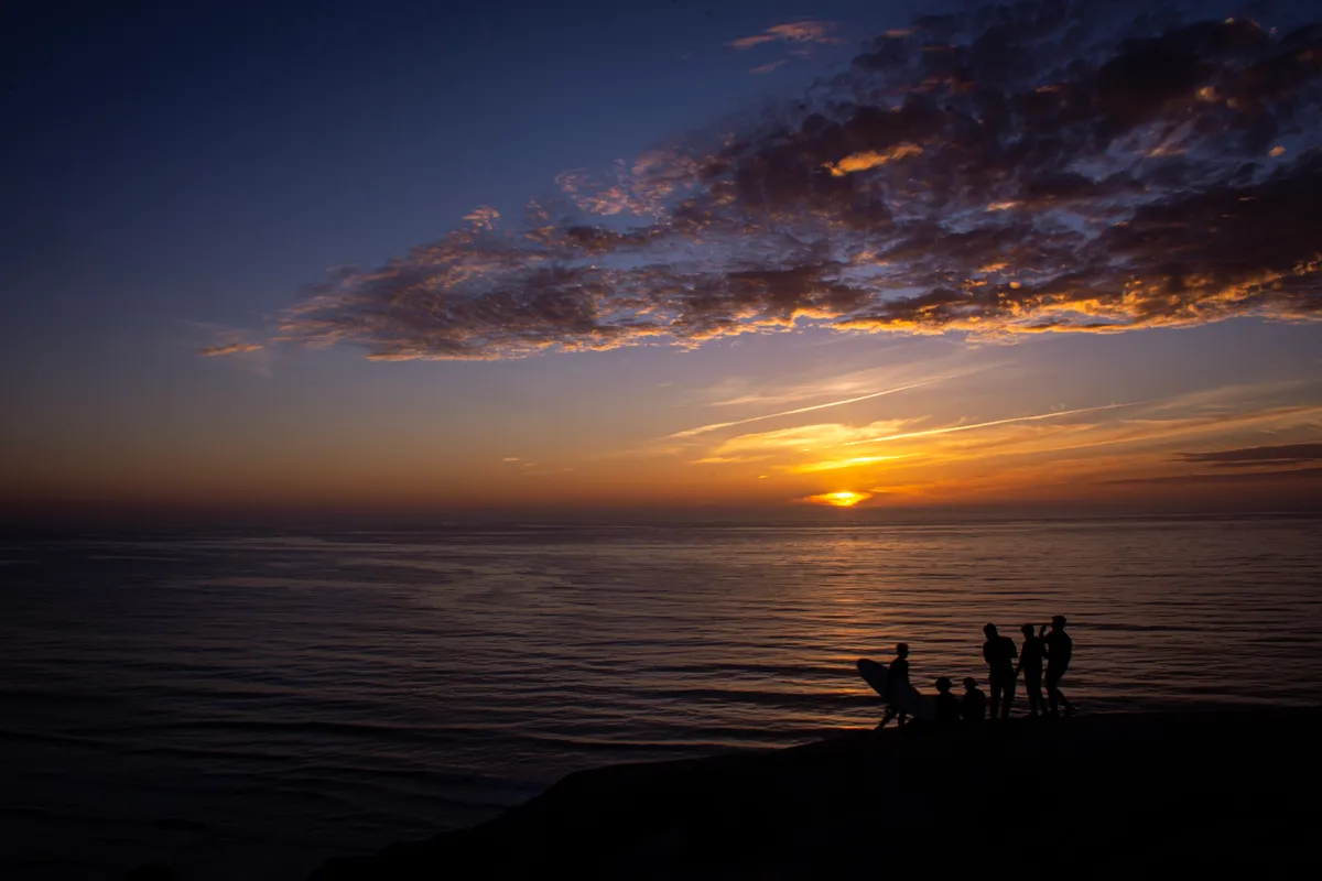 Last light, Pacific