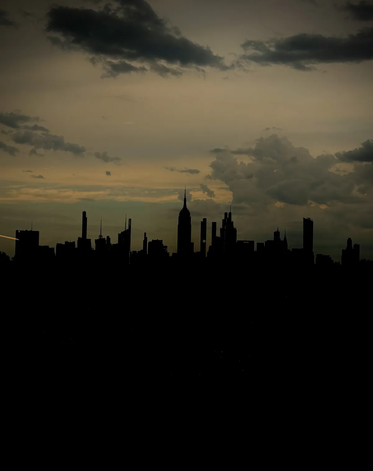 Skyline in silhouette